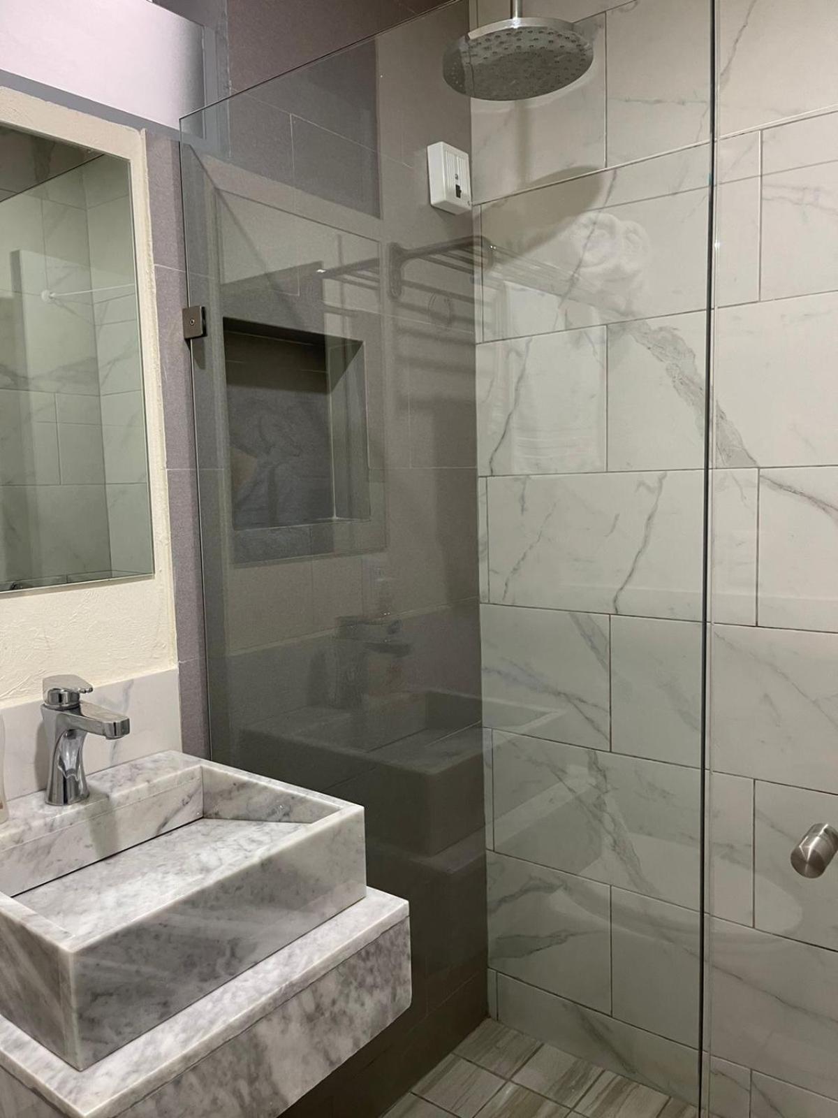 Апарт отель Constanza Lofts Executives En Zapopan Jalisco Экстерьер фото